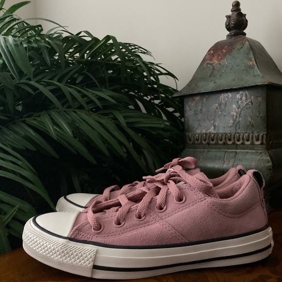 Converse Madison Suede Dark Pink Low Sneakers - Picture 7 of 11